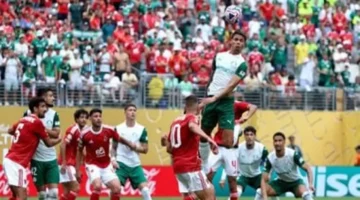 رجل المباراة.. إستيفاو يتألق في لقاء الأهلي ضد بالميراس
